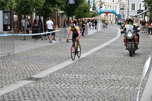 比賽熱身 比賽熱身